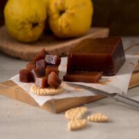 Quitte Bereczki - Birnenquitte Halbstamm im Topf